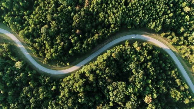 curvy road pannig shot