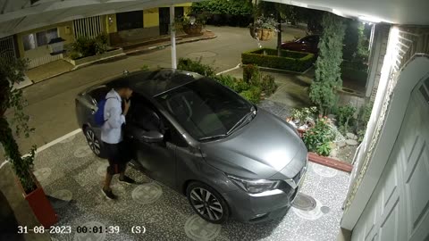 Robo en video en el barrio La Floresta de Barrancabermeja