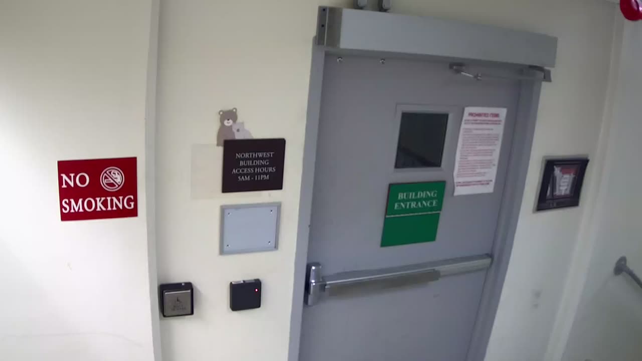 5181CHOBBANorthLobbyStair8_2021-01-06_18h40min01s783ms.mp4