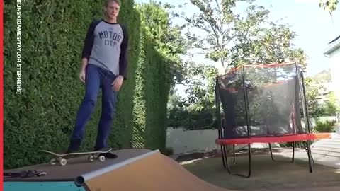 When Tony Hawk Turned Up Jack Black’s House | LADbible