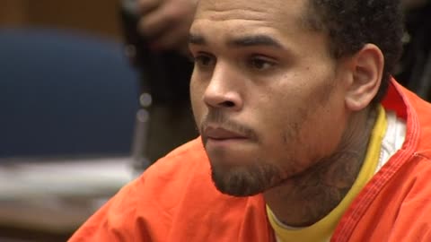 Chris Brown Admits Probation Violation, Remains In Jail