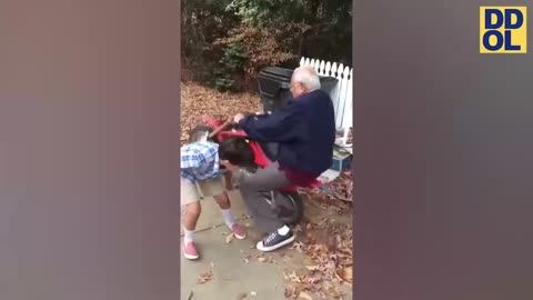 TRY NOT TO LAUGH WATCHING FUNNY FAILS VIDEOS 2023