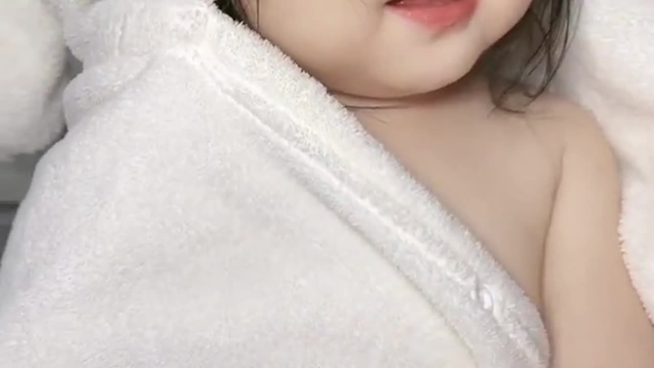 Cute baby viral video 85