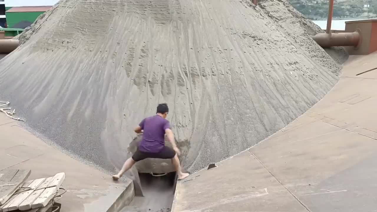 Friends who want to see cobblestones, wait, it should be there at the end of the month