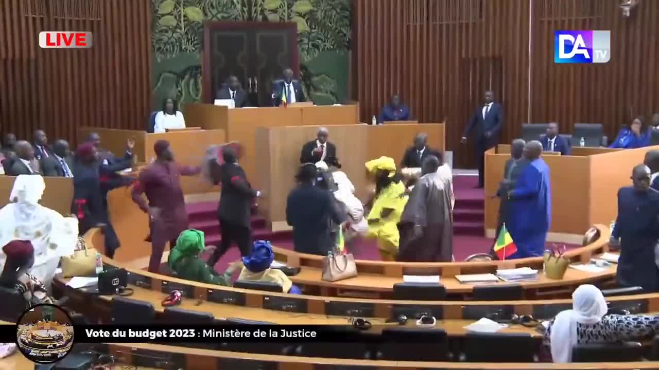 🤡In Senegal's parliament