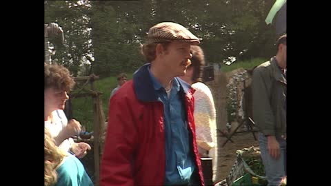 Willow - NEW Inside Look Starring Warwick Davis