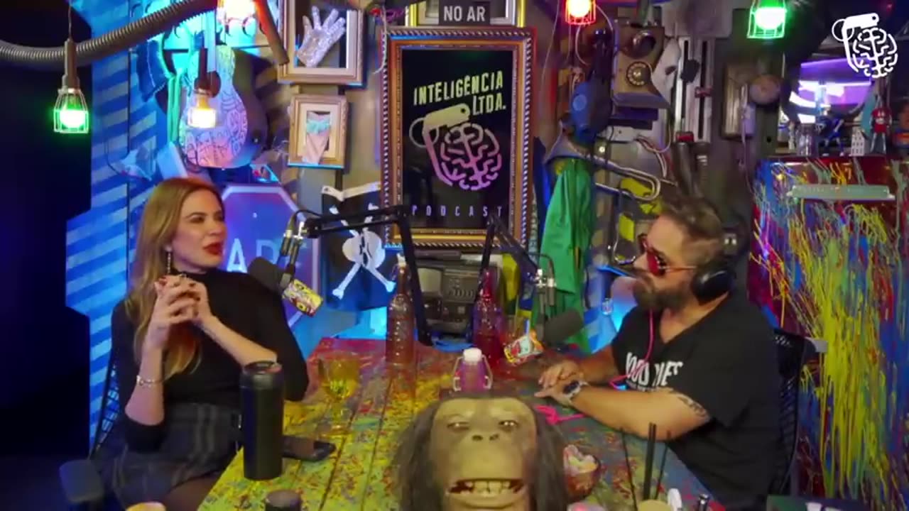 ENTREVISTANDO PERSONALIDADES MUITO FAMOSAS - LUCIANA GIMENEZ