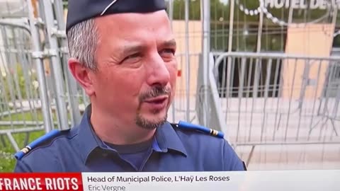 FRANCE – Local Police Chief on Sky: “They aren’t riots, it’s war