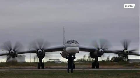 Russian and Chinese Air Force hold joint patrols in Asia Pacific region