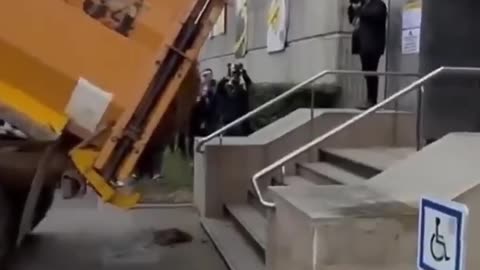 Farmers Protest in France - Gotta fight BS with BS