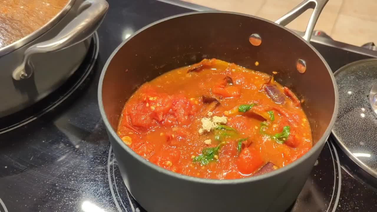 ASMR Tomato Soup