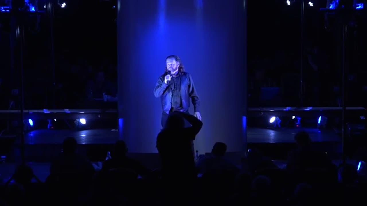 I AM BY YOUR SIDE – ORIGINAL performed by DES PILLING at Open Mic UK singing contest