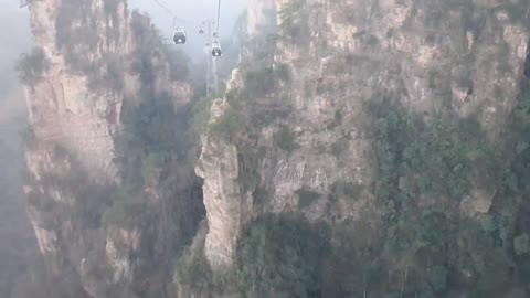 the cable car in Zhangjiajie, China