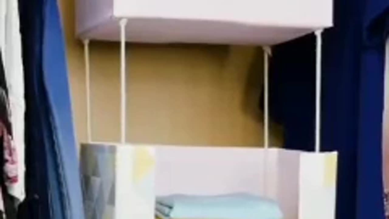 Lifehack not enough sheloves in your closet? Do it yourself