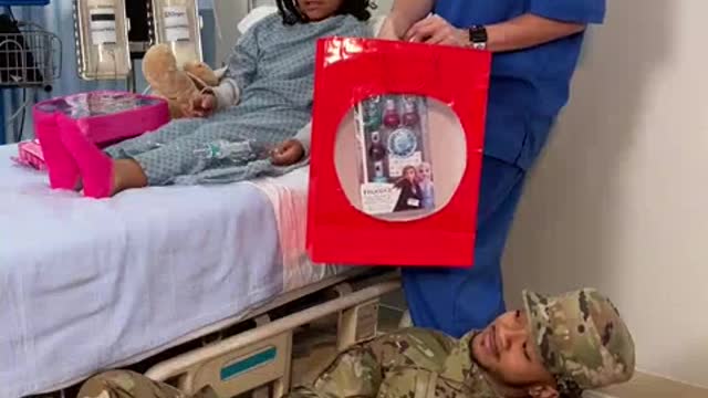 When she SEES her DAD!! ❤❤