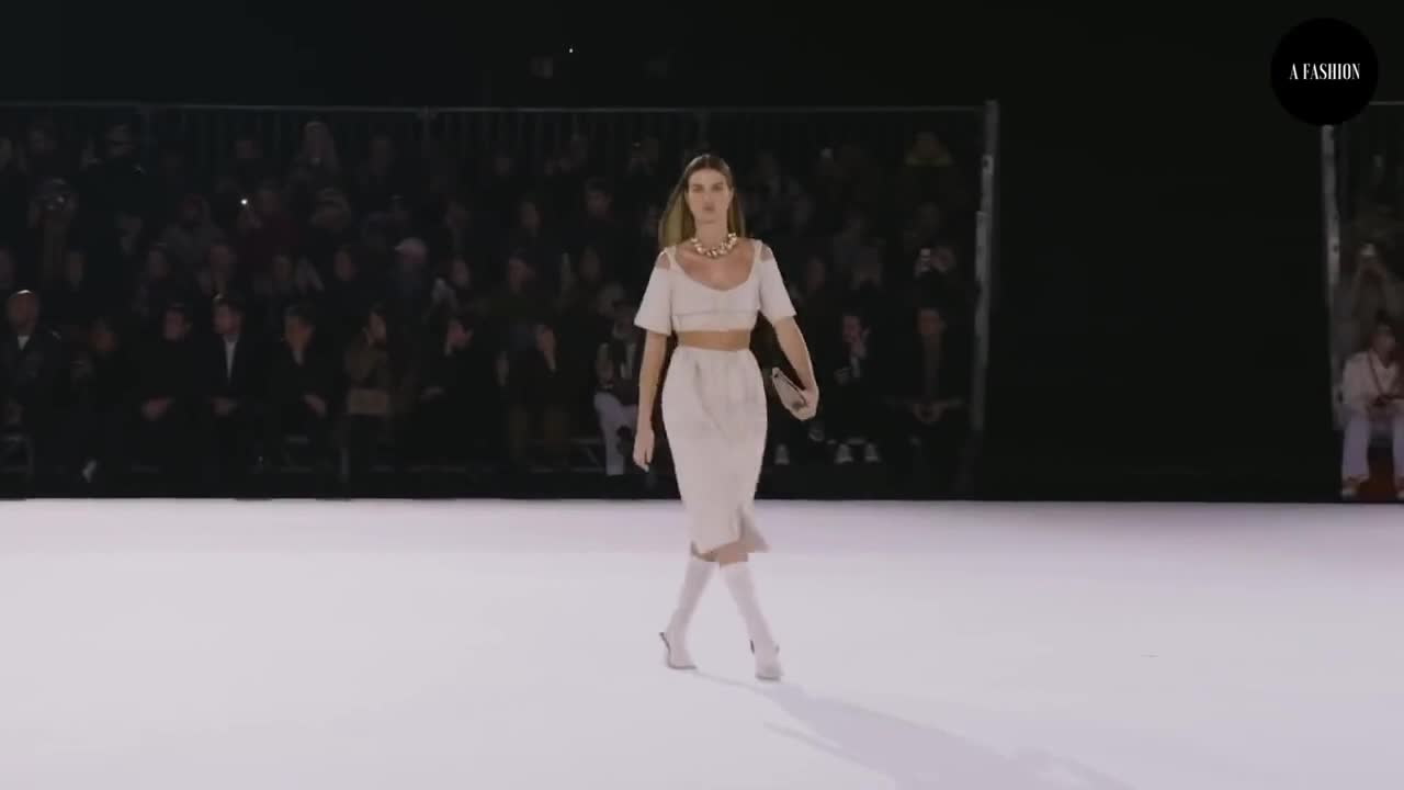 Show wonderful, lead fashion.