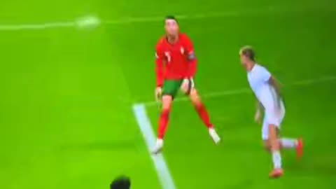 I doubt anyone who says Messi is better than CR7
