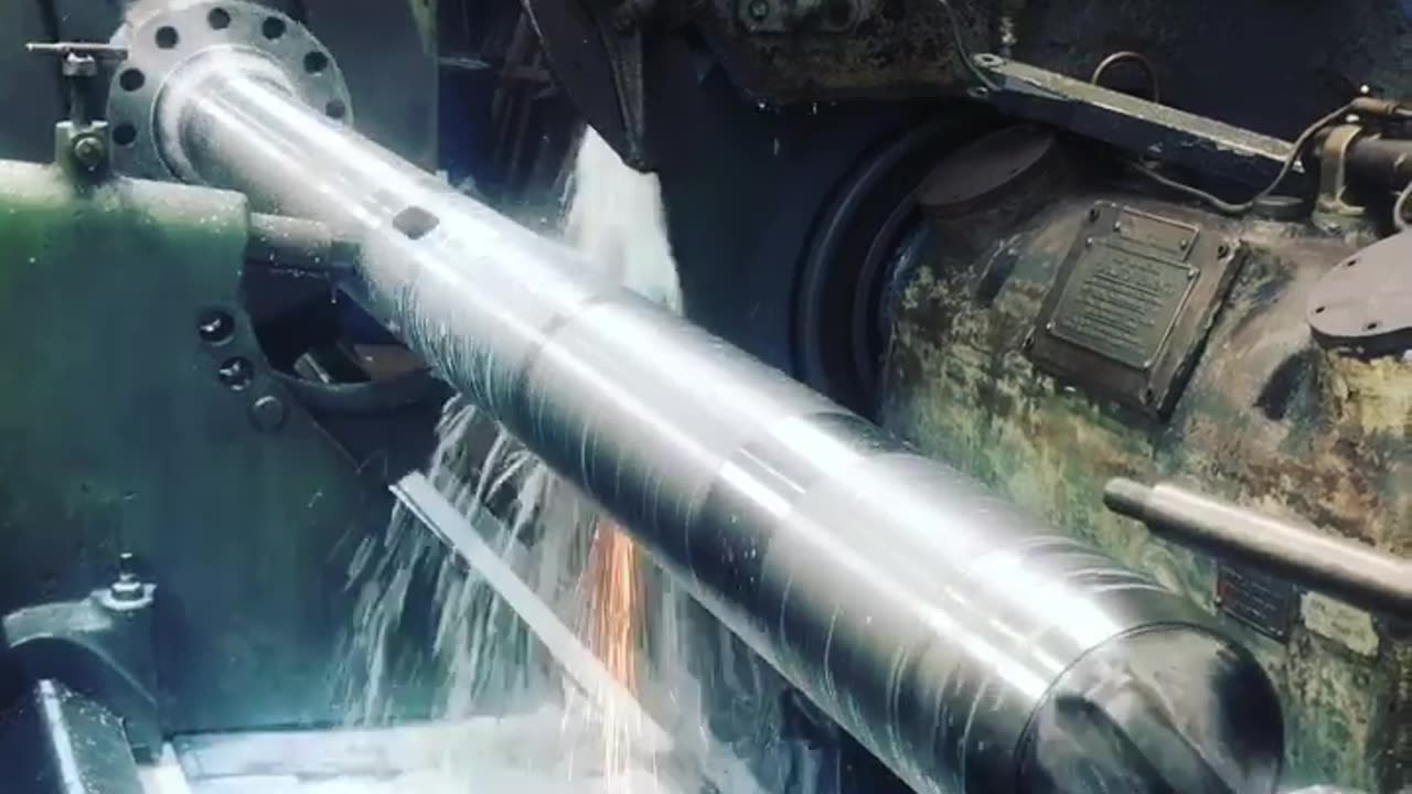 GRINDING MACHINE