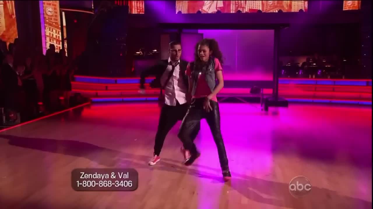 Zendaya & Valentin Chmerkovskiy - Hip-hop - Dancing With the Stars 2013 - Week 9