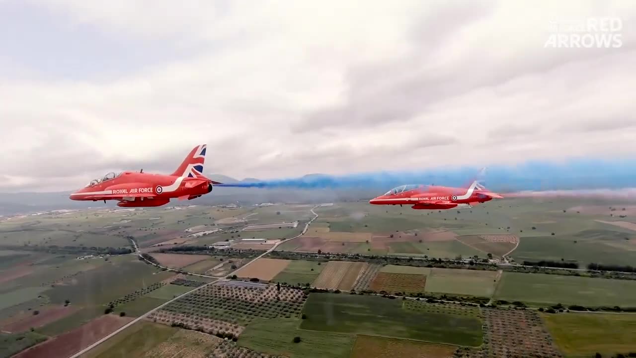 Turn upside down in a Red Arrows aircraft