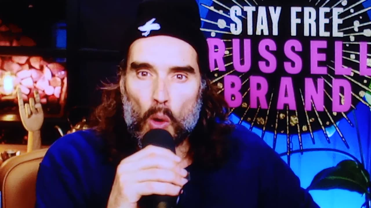 #russellbrand, #reactions, #twat, (1)