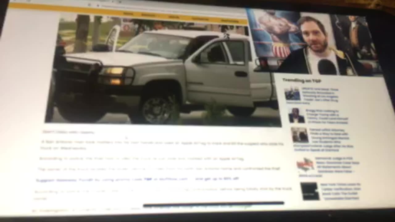 Derek Hunter Show #trump2024 Trump wheels up to face Alvin Bragg