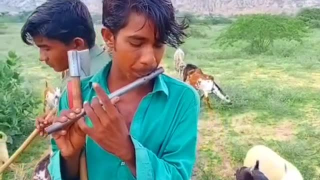 Talented flute master in Pakistan.