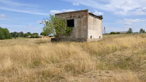 Abandoned building near farms