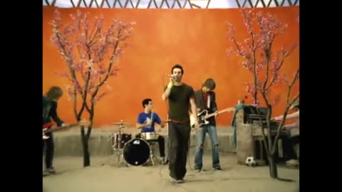 Maroon 5 - This Love (Official Music Video)