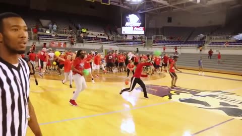 World's Largest Game Of Dodgeball