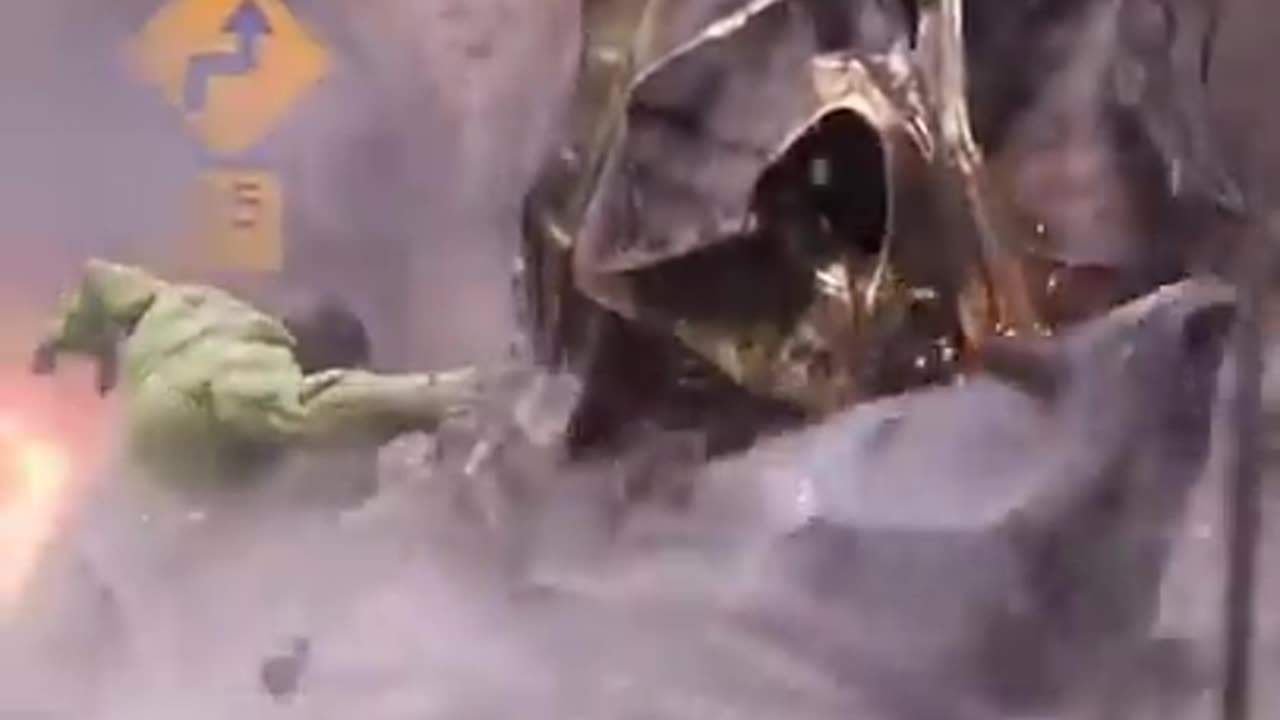 Hulk Avengers Amazing scene video