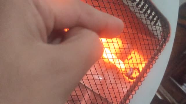 how I got my finger burnt from heater