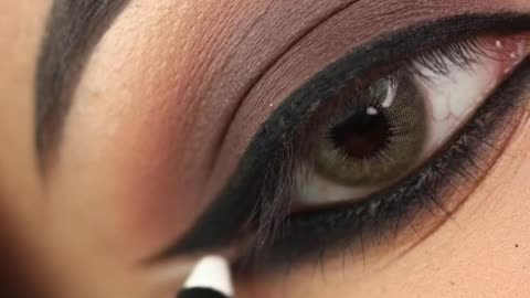 3 easy hack eyeliner