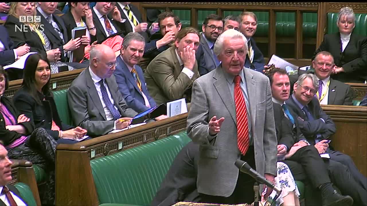 Dennis Skinner kicked out of Commons for calling David Cameron dodgy Dave - BBC News