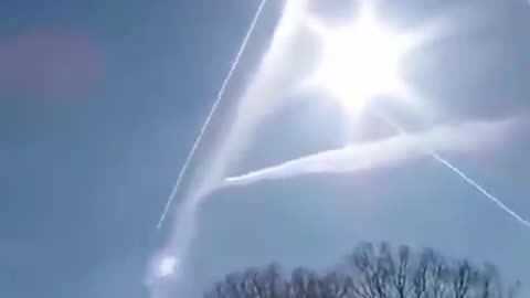 Chemtrails are kiIIing us and nature.