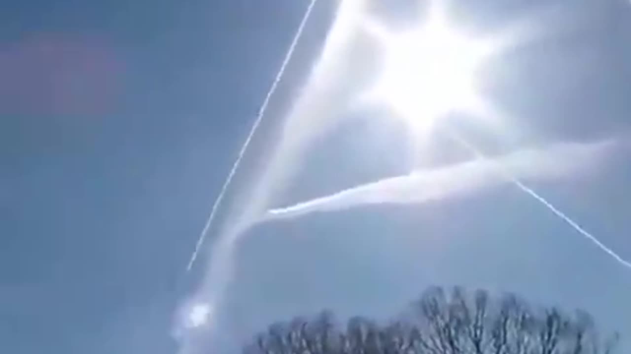 Chemtrails are kiIIing us and nature.