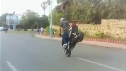 Yamaha Aerox Epic Stoppies Fail