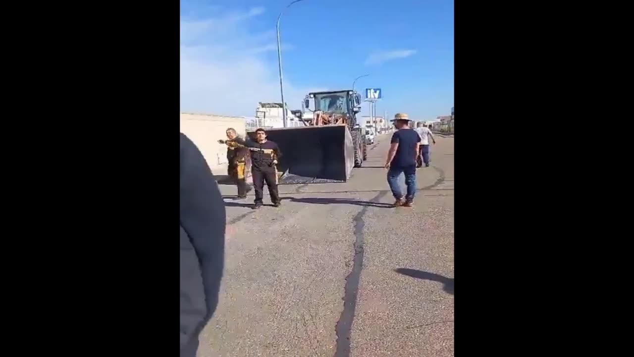 Thieves Get Caught Stealing