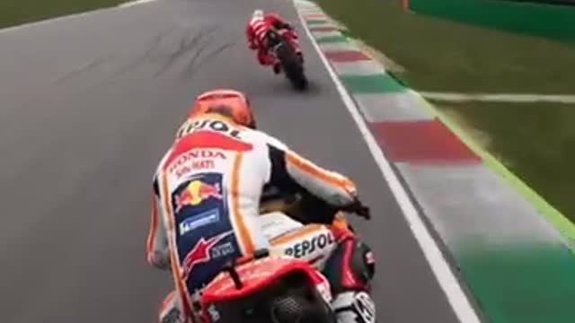 2_Pulling A Max Biaggi Wheelie Motogp