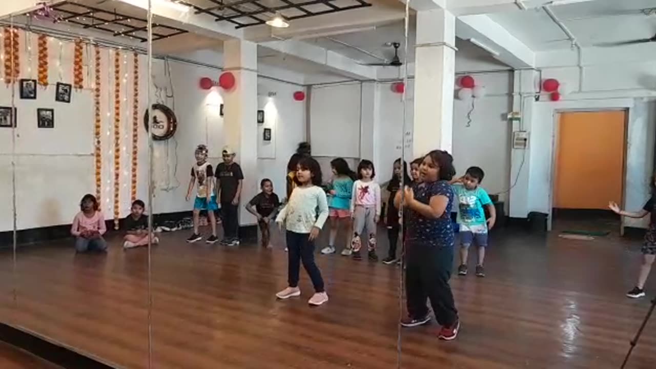 Baby dance