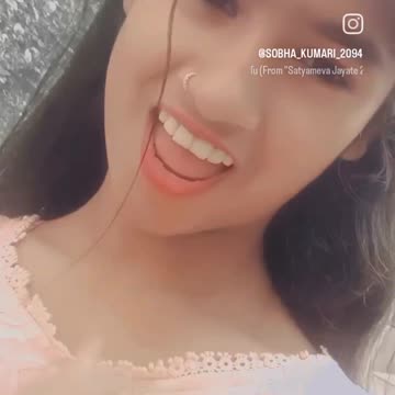 Rumble viral hot Indian butyfull girl