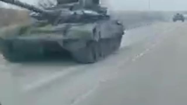 More tanks moving in the Tomarovka area of Belgorod