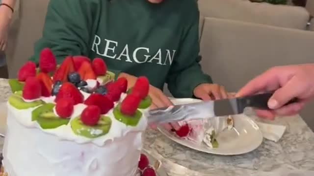 Watermelon cake, you want to eat