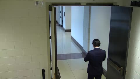 7183CVCULElevator#5Lobby_2021-01-06_13h40min02s087ms.mp4