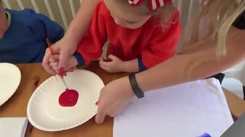 Quick and Easy DIY 4th of July T-Shirts For Kids | Fun Family Activity