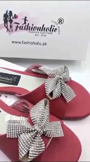 Ultimate Comfort: Unveiling the Luxury of UGG Slippers | Fashionholic #flipflopforwomen #slippersugg