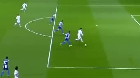 Ozil 200 IQ Passes