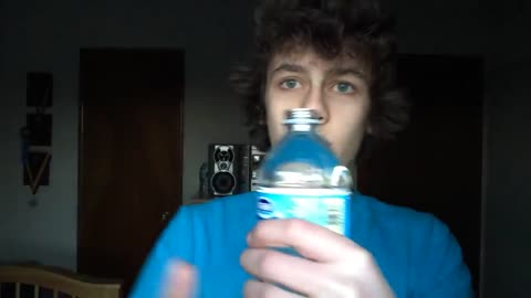 1second water bottle drinking Video