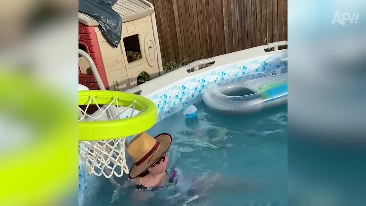 Try not to laugh 🤣🤣🤣