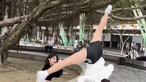 Split 01